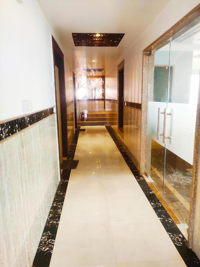 Hotel The Nilsa New Delhi Buitenkant foto